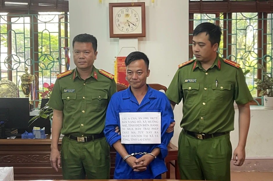 Công an Lai Châu phá chuyên án, thu giữ 4 bánh heroin Công an Lai Châu phá chuyên án, thu giữ 4 bánh heroin