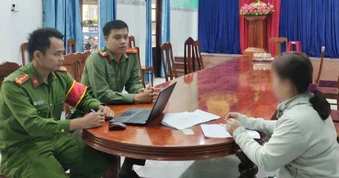 Công an làm việc với người bình luận xuyên tạc công tác bầu cử