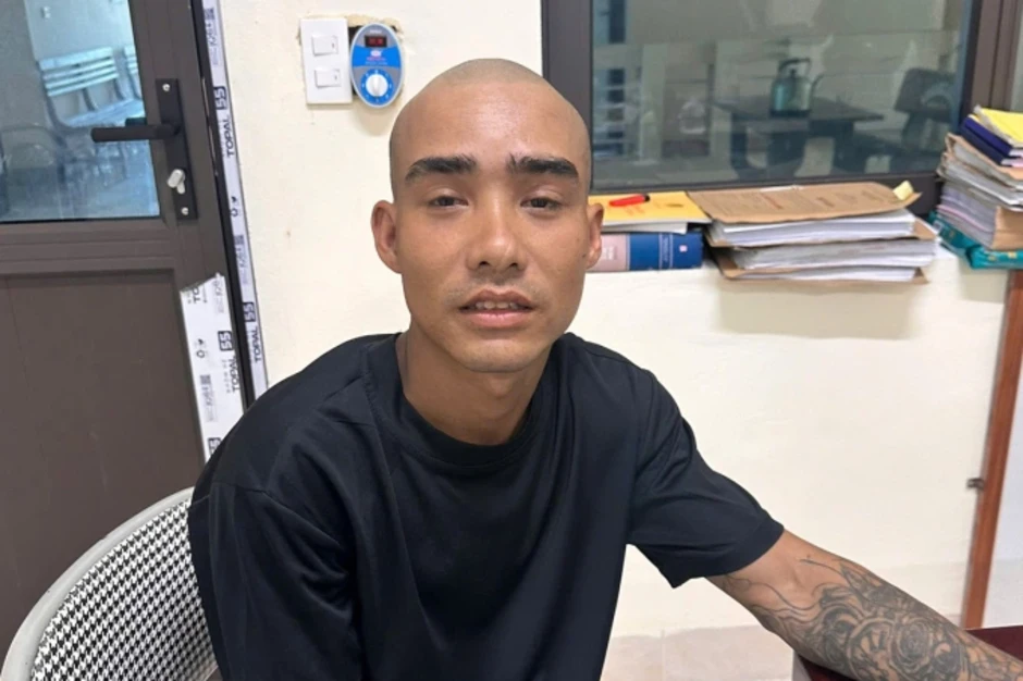 Công an làm việc với người livestream dọa đánh mẹ Công an làm việc với người livestream dọa đánh mẹ