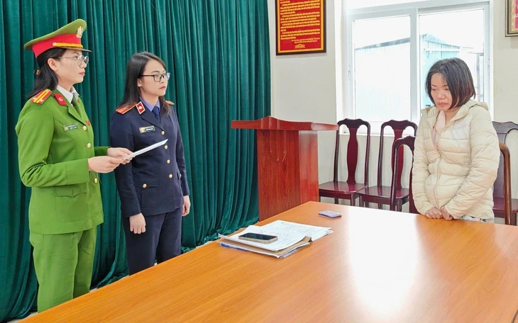 Công an mời thanh niên bạo hành cậu ruột bị tai biến lên làm việc Công an mời thanh niên bạo hành cậu ruột bị tai biến lên làm việc