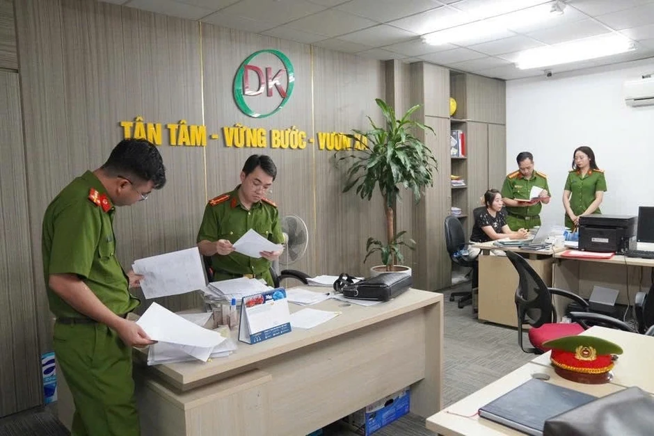 Công an Phú Thọ bắt nhiều giám đốc công ty, triệu tập hàng chục đối tượng Công an Phú Thọ bắt nhiều giám đốc công ty, triệu tập hàng chục đối tượng
