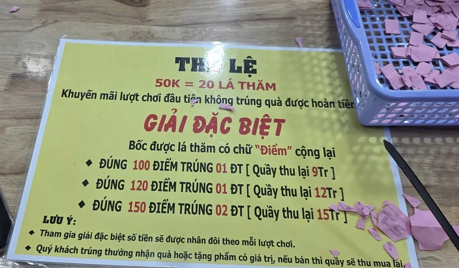 Công an Tây Ninh bắt giữ nhóm lừa đảo bằng trò bốc thăm trúng thưởng tại hội chợ Công an Tây Ninh bắt giữ nhóm lừa đảo bằng trò bốc thăm trúng thưởng tại hội chợ
