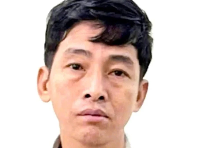 Công an Tây Ninh bắt kẻ lừa đảo chiếm đoạt tài sản hơn 3 tỉ đồng Công an Tây Ninh bắt kẻ lừa đảo chiếm đoạt tài sản hơn 3 tỉ đồng