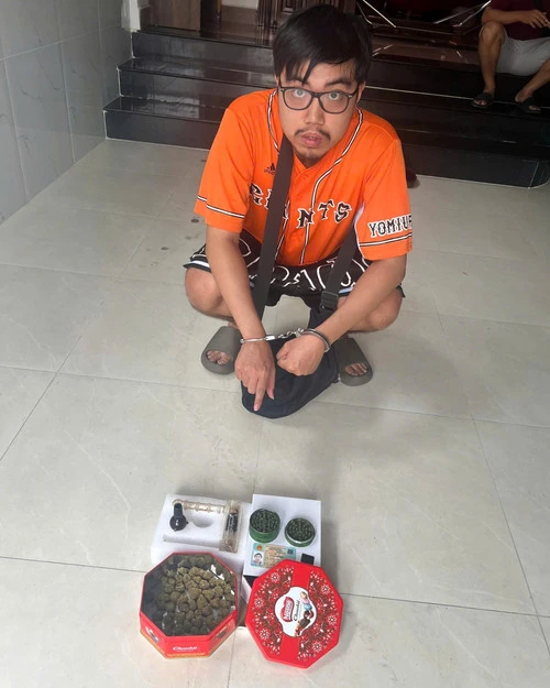 Công an Thành phố Hồ Chí Minh chặt các "vòi bạch tuộc" ma túy ở phía đông, khởi tố 150 đối tượng Công an Thành phố Hồ Chí Minh chặt các "vòi bạch tuộc" ma túy ở phía đông, khởi tố 150 đối tượng