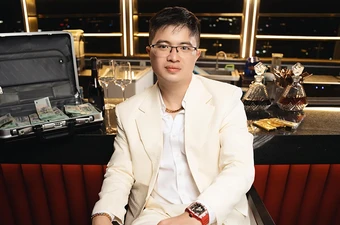 Công an thu hơn 500 miếng vàng, hàng loạt siêu xe trong vụ án Mr Pips