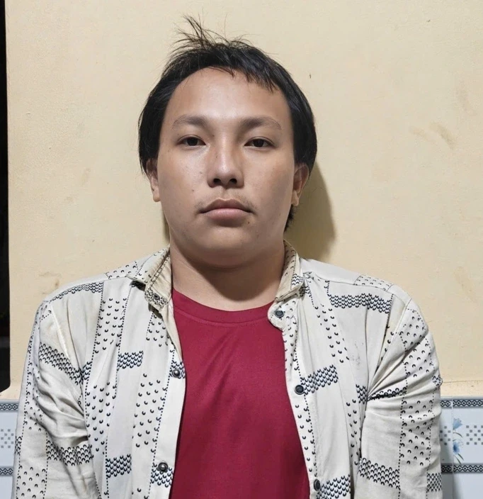 Công an tỉnh An Giang bắt kẻ đổ xăng đốt người bán ve chai Công an tỉnh An Giang bắt kẻ đổ xăng đốt người bán ve chai