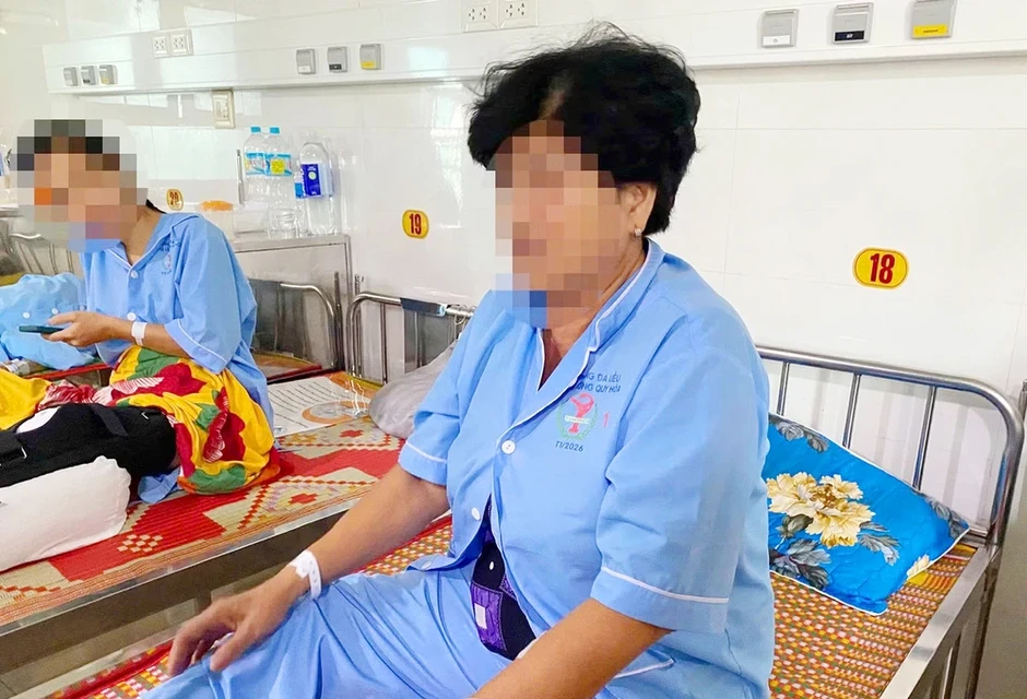 Công an tỉnh Gia Lai thông tin vụ một phụ nữ lớn tuổi bị ném ghế vào người