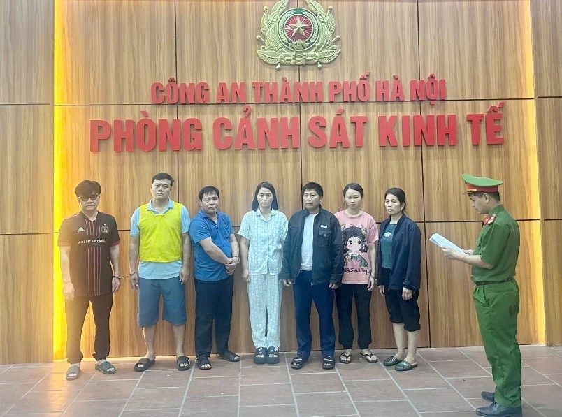 Công an TP Hà Nội thông tin về vụ án Shark Bình và nhiều vụ việc điển hình Công an TP Hà Nội thông tin về vụ án Shark Bình và nhiều vụ việc điển hình