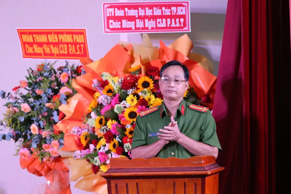 Công an TP Hồ Chí Minh bắt tay KOL, nghệ sĩ chống ma túy trên mạng xã hội Công an TP Hồ Chí Minh bắt tay KOL, nghệ sĩ chống ma túy trên mạng xã hội