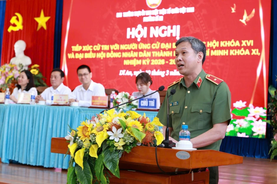 Công an TP Hồ Chí Minh đẩy mạnh chuyển đổi số vì an ninh trật tự Công an TP Hồ Chí Minh đẩy mạnh chuyển đổi số vì an ninh trật tự