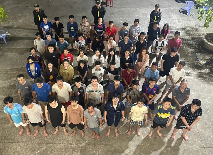 Công an TPHCM bắt Bi Thọ, Dũng "Hồng Kông", phá đường dây ma tuý liên tỉnh Công an TPHCM bắt Bi Thọ, Dũng "Hồng Kông", phá đường dây ma tuý liên tỉnh
