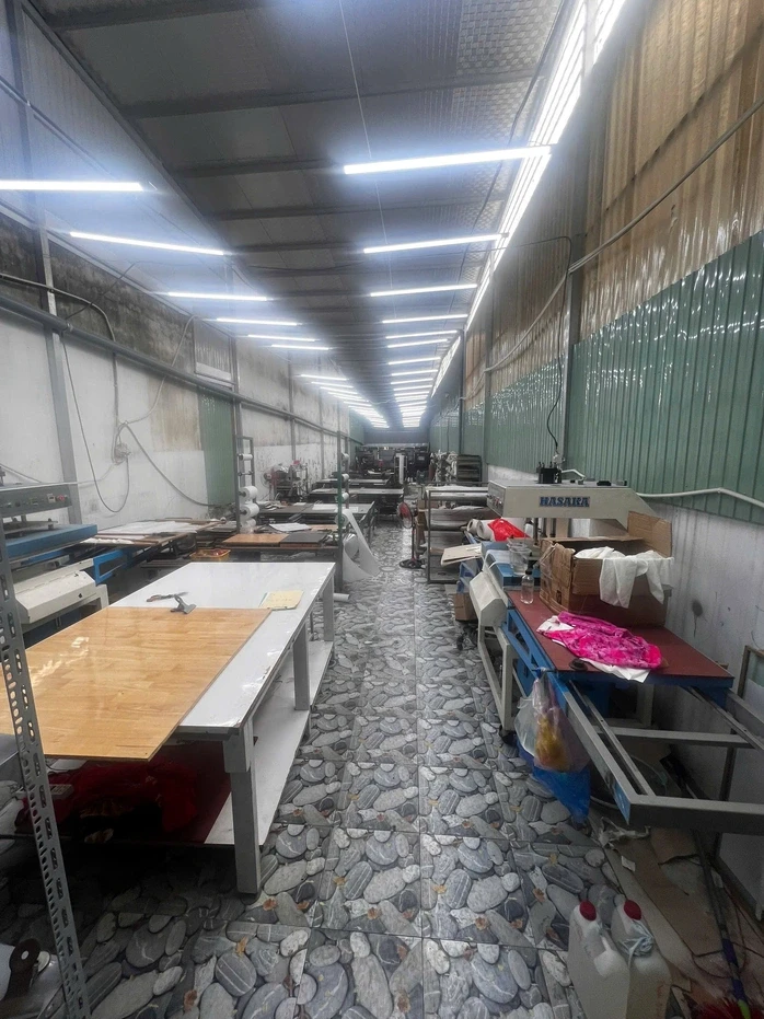 Công an TPHCM khởi tố chủ sở hữu thương hiệu Vải áo dài Đất Lành Công an TPHCM khởi tố chủ sở hữu thương hiệu Vải áo dài Đất Lành