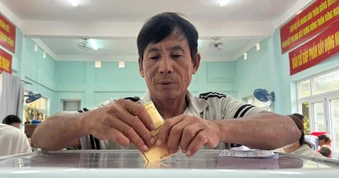 Công an TPHCM khuyến cáo người dân không đăng thẻ cử tri lên mạng