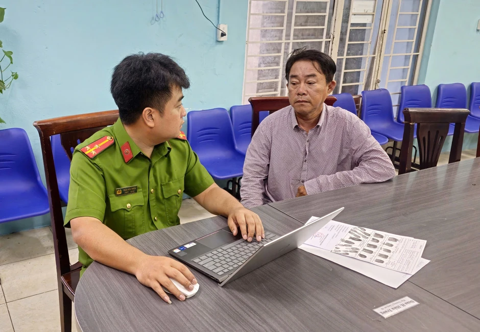Công an TPHCM tập trung xử lý các đối tượng sử dụng bạo lực nơi công cộng Công an TPHCM tập trung xử lý các đối tượng sử dụng bạo lực nơi công cộng