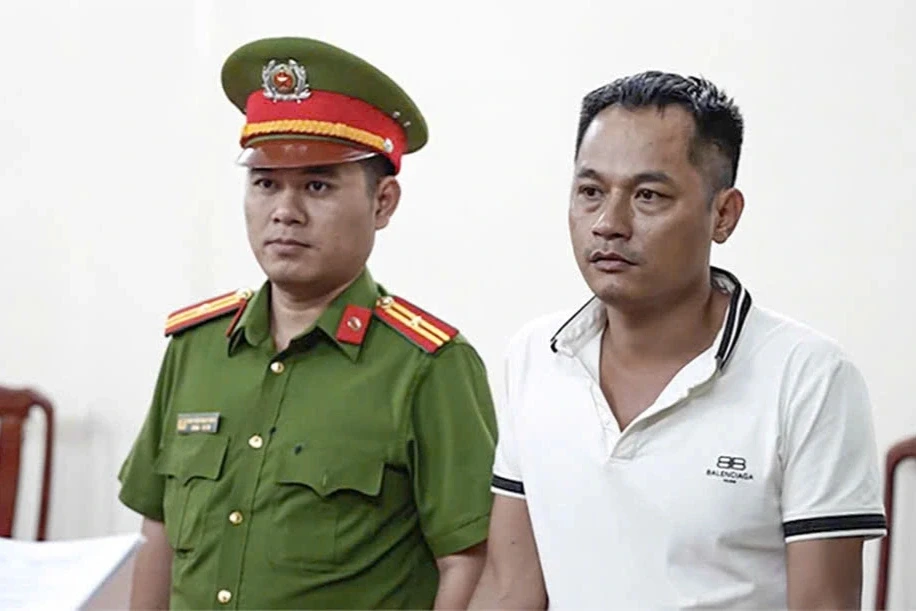 Công an TPHCM tìm bị hại trong vụ xe Tân Tiến bị đục số khung, số máy Công an TPHCM tìm bị hại trong vụ xe Tân Tiến bị đục số khung, số máy
