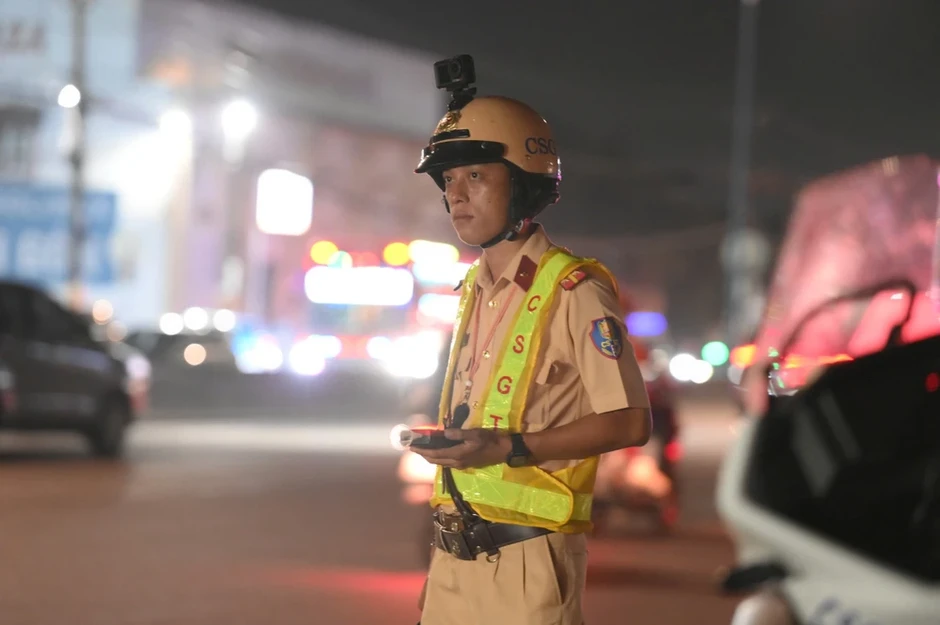 CSGT Bình Triệu phát hiện nhiều tài xế vi phạm nồng độ cồn kịch khung dịp lễ CSGT Bình Triệu phát hiện nhiều tài xế vi phạm nồng độ cồn kịch khung dịp lễ