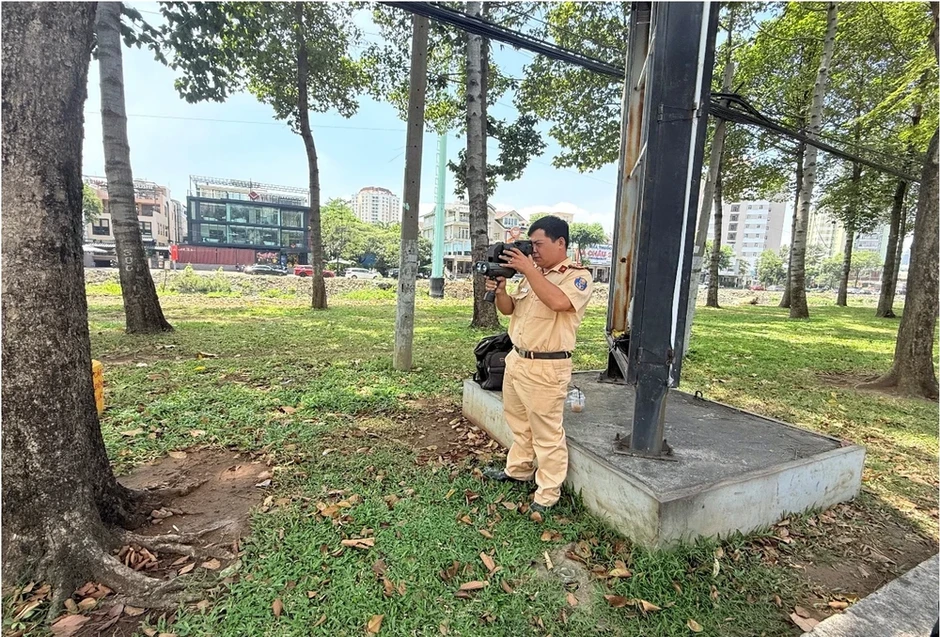 CSGT Cát Lái quyết tâm kéo giảm tai nạn giao thông trên tuyến Võ Nguyên Giáp CSGT Cát Lái quyết tâm kéo giảm tai nạn giao thông trên tuyến Võ Nguyên Giáp