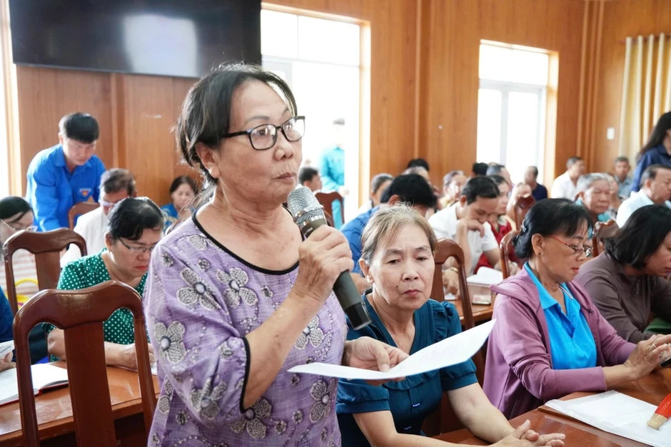 Cử tri xã Cần Giờ, Thạnh An nêu vấn đề thiếu nước sinh hoạt Cử tri xã Cần Giờ, Thạnh An nêu vấn đề thiếu nước sinh hoạt