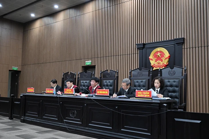 Cựu Bộ trưởng Nguyễn Thị Kim Tiến đã nộp 24,5 tỉ, bị đề nghị 5-6 năm tù Cựu Bộ trưởng Nguyễn Thị Kim Tiến đã nộp 24,5 tỉ, bị đề nghị 5-6 năm tù