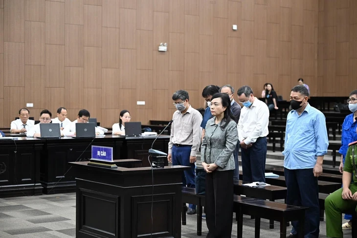 Cựu Bộ trưởng Nguyễn Thị Kim Tiến từ chối 2 luật sư bào chữa Cựu Bộ trưởng Nguyễn Thị Kim Tiến từ chối 2 luật sư bào chữa