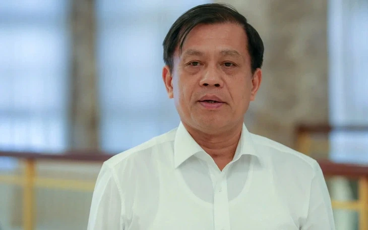 Cựu Thứ trưởng Nguyễn Bá Hoan cùng cấp dưới buộc doanh nghiệp phải ‘bôi trơn’ 30 tỉ