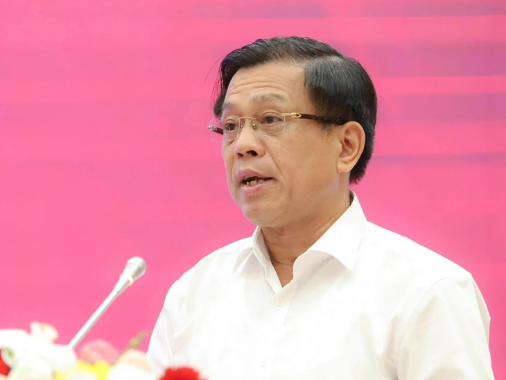 Cựu Thứ trưởng Nguyễn Bá Hoan cùng cấp dưới buộc doanh nghiệp phải ‘bôi trơn’ 30 tỉ