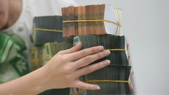 'Cuộc chiến' nhận tiền bán tàu thế chấp giữa ngân hàng và xưởng sửa chữa