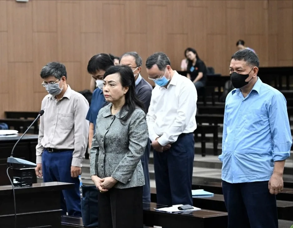 Cựu bộ trưởng Nguyễn Thị Kim Tiến và câu nói "chạm đúng nỗi đau đớn" Cựu bộ trưởng Nguyễn Thị Kim Tiến và câu nói "chạm đúng nỗi đau đớn"