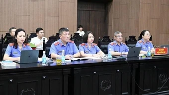 Cựu Bộ trưởng Y tế bị đề nghị mức án 5-6 năm tù giam