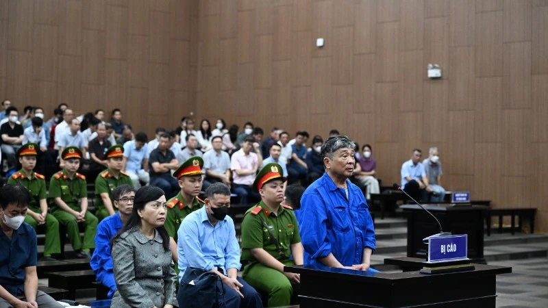 Cựu Bộ trưởng Y tế nhận trách nhiệm người đứng đầu Cựu Bộ trưởng Y tế nhận trách nhiệm người đứng đầu