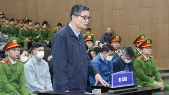 Cựu Cục trưởng Cục An toàn thực phẩm nhiều lần nhận hối lộ của MediUSA