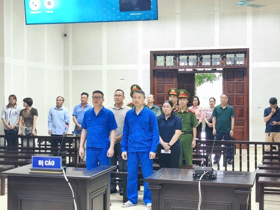 Cựu giám đốc Viglacera Hạ Long II lĩnh 15 năm tù vì nhận hối lộ Cựu giám đốc Viglacera Hạ Long II lĩnh 15 năm tù vì nhận hối lộ