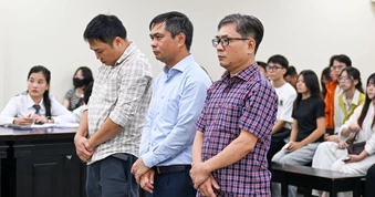 Cựu hiệu trưởng "ăn chặn tiền A80" của sinh viên lĩnh án 3 năm tù