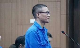 Cựu phó chủ tịch phường tổ chức chơi ma túy bị đề nghị hơn 6 năm tù
