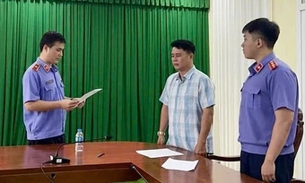 Cựu Phó thủ trưởng cơ quan điều tra vụ 'nữ sinh tử vong ở Vĩnh Long' bị bắt