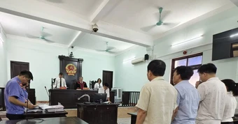 Cựu Phó Viện trưởng Viện KSND TP Huế bị đề nghị 2 năm 6 tháng tù do nhận hối lộ