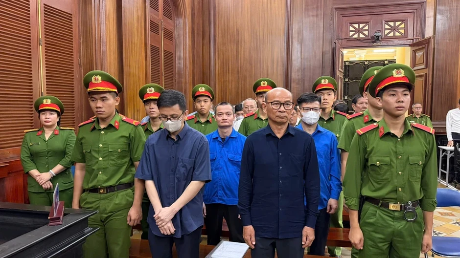 Cựu quyền chủ tịch Tập đoàn Công nghiệp Cao su Việt Nam thừa nhận 2 lần nhận hối lộ Cựu quyền chủ tịch Tập đoàn Công nghiệp Cao su Việt Nam thừa nhận 2 lần nhận hối lộ