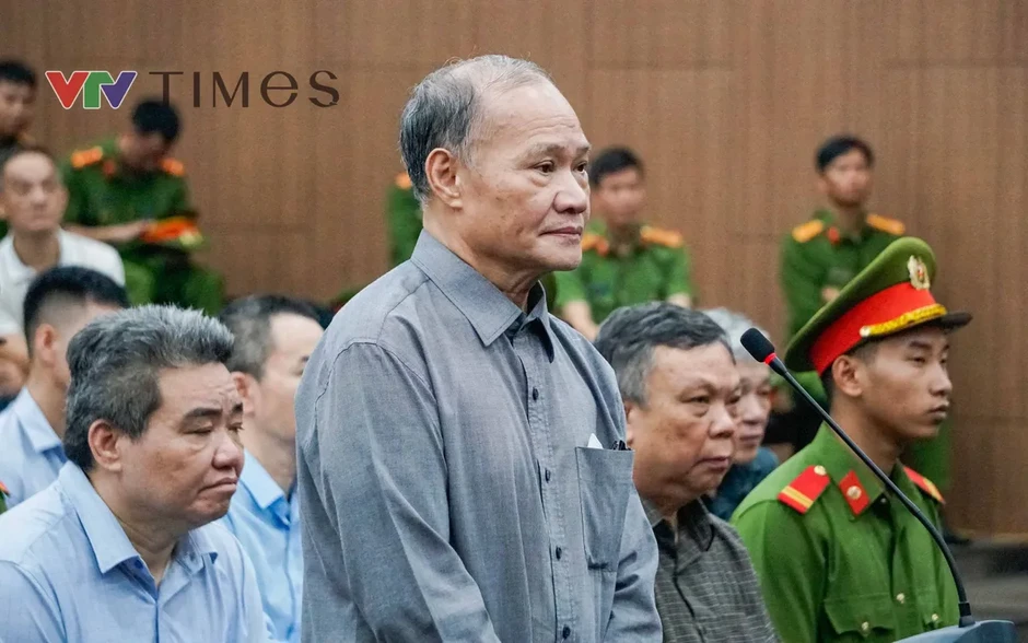 Cựu Thứ trưởng Hoàng Văn Thắng khai báo trước tòa lý do nhận 200.000 USD Cựu Thứ trưởng Hoàng Văn Thắng khai báo trước tòa lý do nhận 200.000 USD