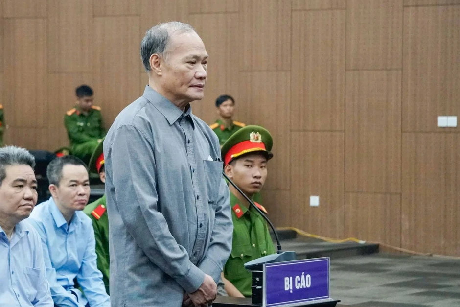 Cựu Thứ trưởng Hoàng Văn Thắng: "Mình làm tốt, anh em cảm ơn thì nhận" Cựu Thứ trưởng Hoàng Văn Thắng: "Mình làm tốt, anh em cảm ơn thì nhận"