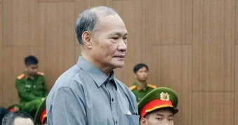 Cựu Thứ trưởng Hoàng Văn Thắng: "Mình làm tốt, anh em cảm ơn thì nhận"