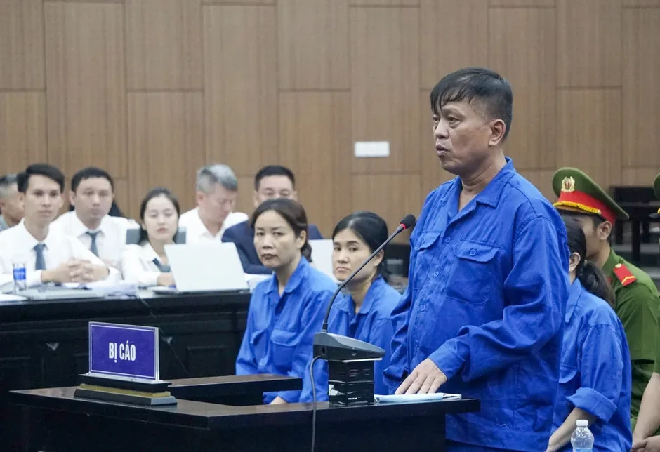 Cựu Thứ trưởng Nguyễn Bá Hoan bị đề nghị 12-13 năm tù giam Cựu Thứ trưởng Nguyễn Bá Hoan bị đề nghị 12-13 năm tù giam