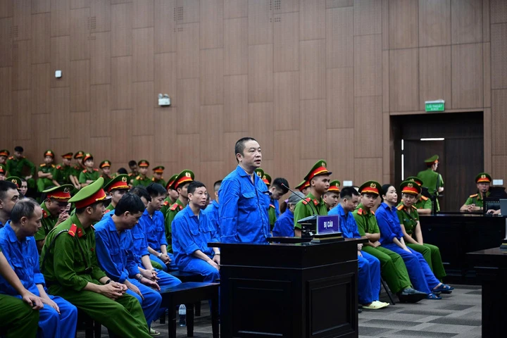 Cựu Viện trưởng Pháp y tâm thần Trung ương nhận hối lộ bị đề nghị án 20 năm tù Cựu Viện trưởng Pháp y tâm thần Trung ương nhận hối lộ bị đề nghị án 20 năm tù