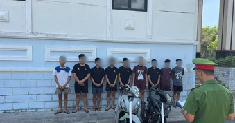 Đà Nẵng: Bắt nhóm dàn cảnh đánh nhau, dùng kiếm cướp xe máy