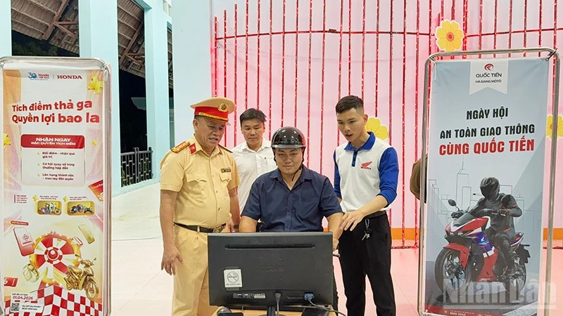 Đà Nẵng nâng cao nhận thức, kỹ năng tham gia giao thông an toàn cho nhân dân Đà Nẵng nâng cao nhận thức, kỹ năng tham gia giao thông an toàn cho nhân dân