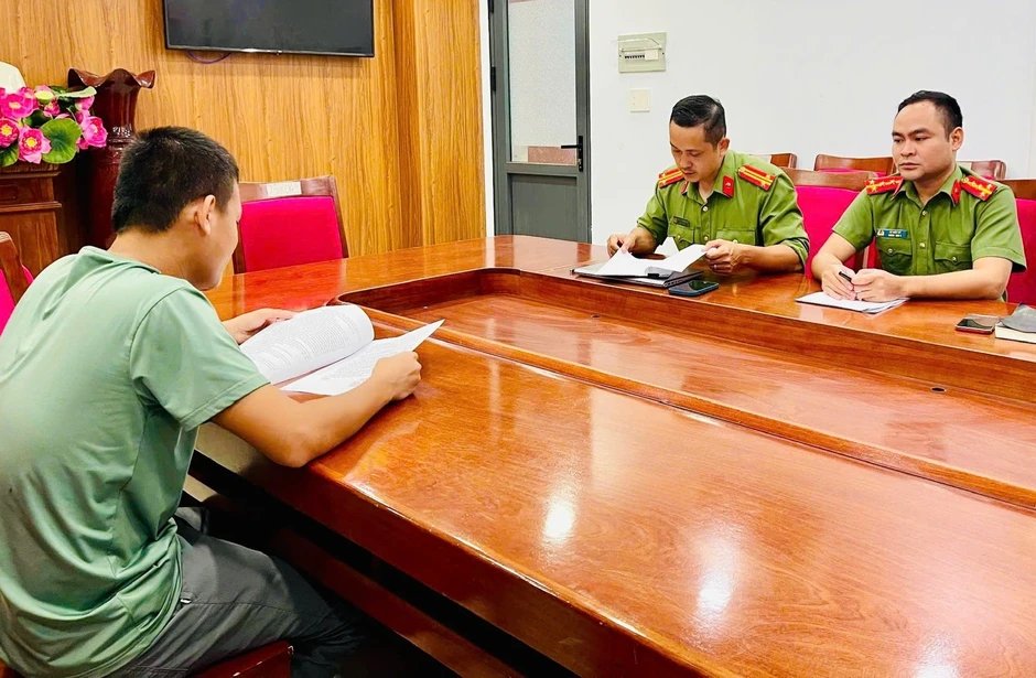 Đà Nẵng: Phạt hộ kinh doanh 137,5 triệu đồng vì quẹt POS khống để rút tiền mặt Đà Nẵng: Phạt hộ kinh doanh 137,5 triệu đồng vì quẹt POS khống để rút tiền mặt
