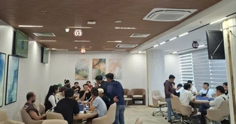 Đà Nẵng triệt phá tụ điểm Poker quy mô lớn trong khách sạn hạng sang