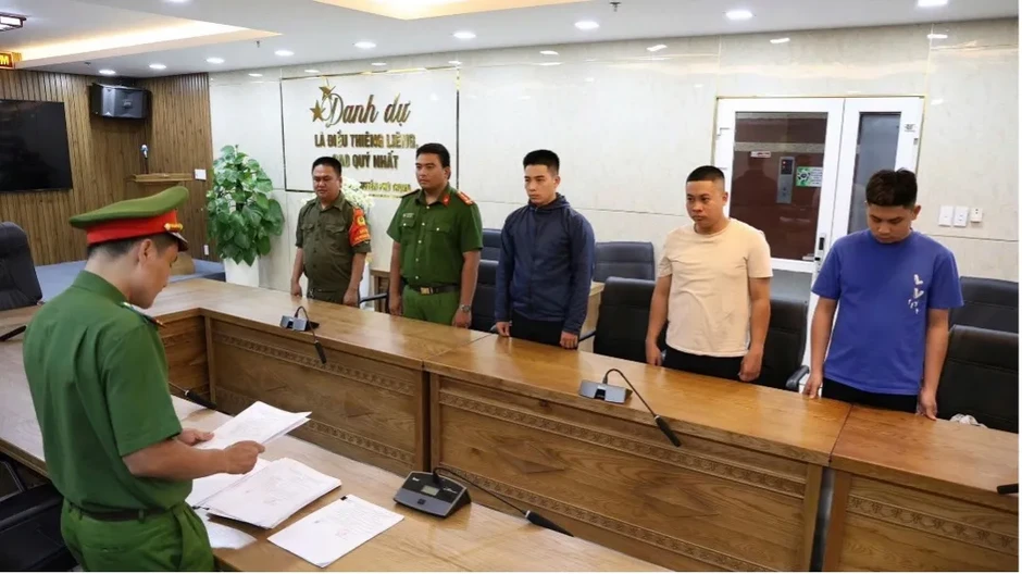 Đà Nẵng triệt xoá nhóm đối tượng buôn bán khí cười Đà Nẵng triệt xoá nhóm đối tượng buôn bán khí cười
