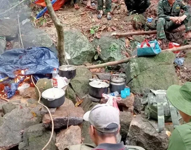 Đà Nẵng truy quét các đối tượng nghi vấn khai thác vàng trái phép Đà Nẵng truy quét các đối tượng nghi vấn khai thác vàng trái phép