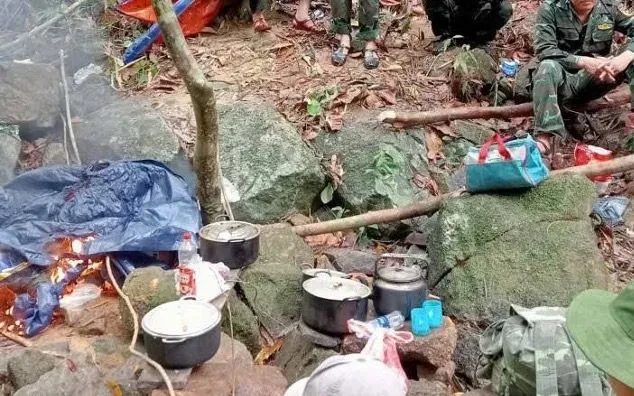 Đà Nẵng truy quét các đối tượng nghi vấn khai thác vàng trái phép Đà Nẵng truy quét các đối tượng nghi vấn khai thác vàng trái phép
