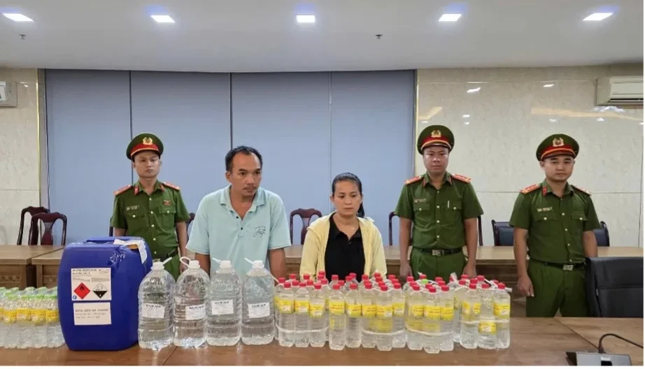 Đà Nẵng: Vạch trần thủ đoạn trục lợi trên sức khỏe cộng đồng Đà Nẵng: Vạch trần thủ đoạn trục lợi trên sức khỏe cộng đồng